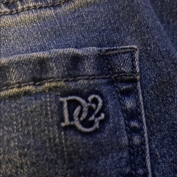 DG2 by Diane Gilman Blue Ankle Jeans with Intricate Embroidery - Picture 4 of 5